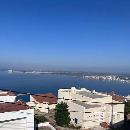 Bonito Con Vistas Al Mar Y Piscina Apartment